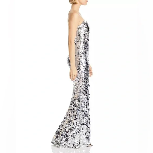 NWOT BRONX AND BANCO FARAH SILVER STRAPLESS GOWN - Picture 8 of 16